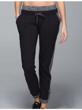 Lululemon Base Runner Jogger Pant Black Parallel Stripe Black/White Coco Pique 8
